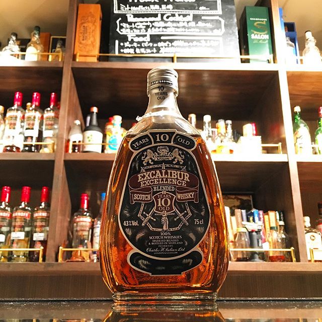 【new arrival blended malt】Excalibur 10y (80's)#bar #authenticbar #bartool #excalibur  #blendedmalt #blendedscotch  #blended #scotch #malt #whisky #oldbottle #エクスカリバー #ウイスキー #ブレンデッド #ブレンデッドウイスキー #バーツール #行徳 #行徳bar #浦安 #船橋