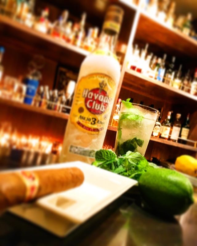 【seasonal cocktail】Mojito #bar #authenticbar #cocktail #mojito #rum #havanaclub #cigar #バーツール #行徳 #行徳BAR #カクテル #モヒート #ラム #ハバナクラブ #船橋 #浦安