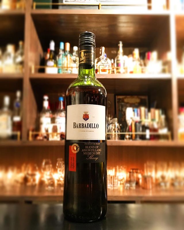 【new arrival sherry】Barbadillo / amontillado medium dry#bartool #bar #authenticbar #sherry #amontillado #amontilladosherry #barbadillo #シェリー #シェリー酒 #アモンティリャード  #バルバディージョ #バーツール #行徳 #行徳BAR #浦安 #船橋