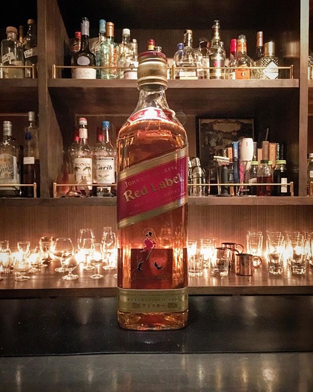 【new arrival blended malt】Johnnie Walker Red Label(90’s)#bar #authenticbar #bartool #jonniewalker #johnniewalkerred #johnniewalkerredlabel #blendedmalt #blendedscotch #blended #scotch #malt #whisky #oldbottle #ジョニーウォーカー #ジョニーウォーカーレッドラベル #ジョニ赤 #ウイスキー #ブレンデッド #ブレンデッドウイスキー #バーツール #行徳 #行徳bar #浦安 #船橋