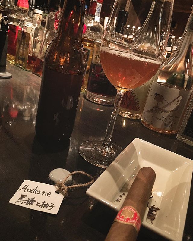 It was cheers for good work this week too.And #goodnight.Hope wonderful day tomorrow.#bartool #bar #authenticbar  #cigar #バーツール #葉巻 #シガー #行徳 #行徳BAR #浦安 #船橋